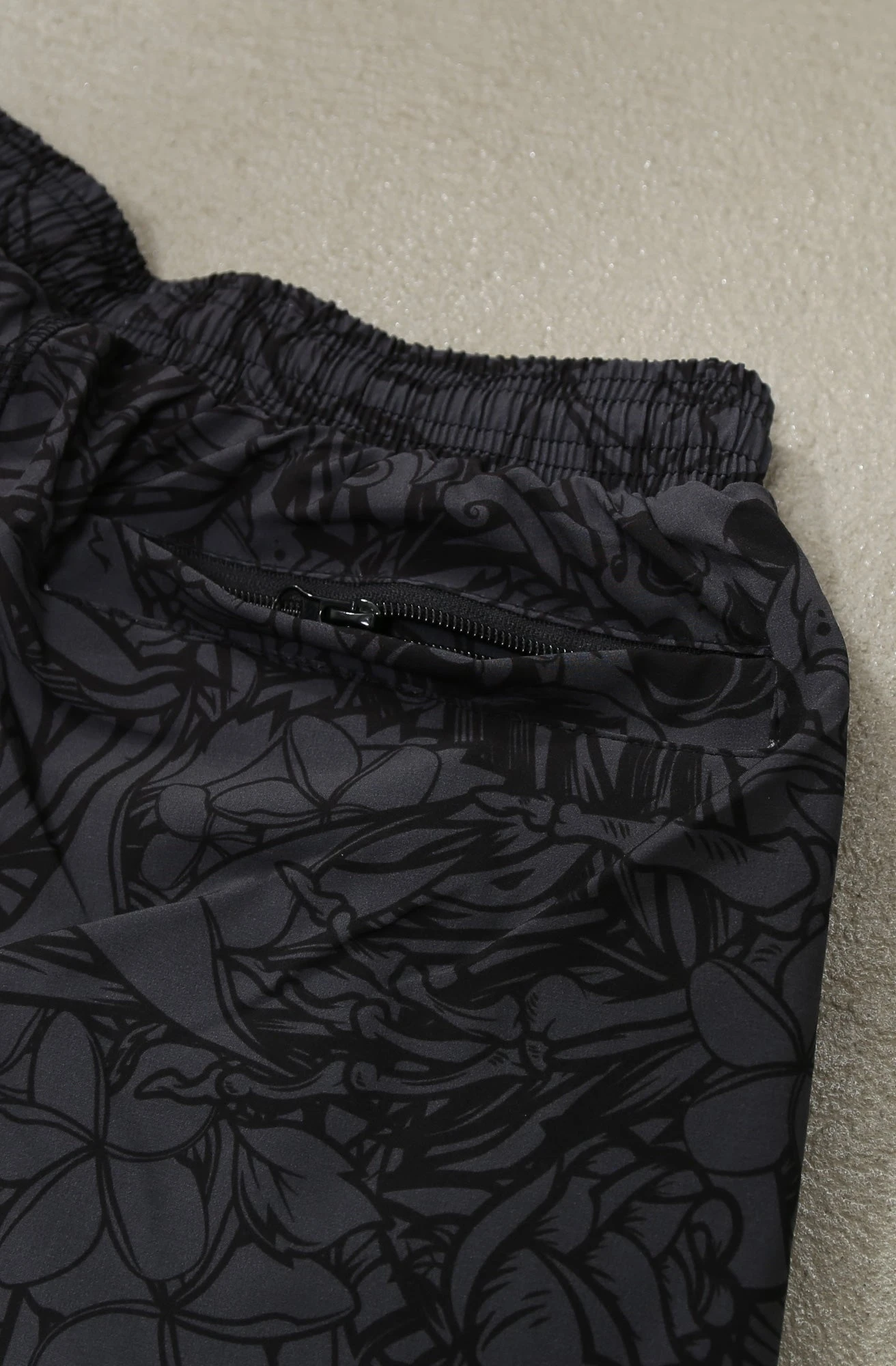 SAVS X Adapt :: Gold Blooded RPM (Men's Black/Red Hybrid Shorts)(Savs X Adapt Gold Blooded Rpm Mens Black Red Hybrid Shorts) 7 SAVS X Adapt :: Gold Blooded RPM (Men's Black/Red Hybrid Shorts)(Savs X Adapt Gold Blooded Rpm Mens Black Red Hybrid Shorts) - Image 5