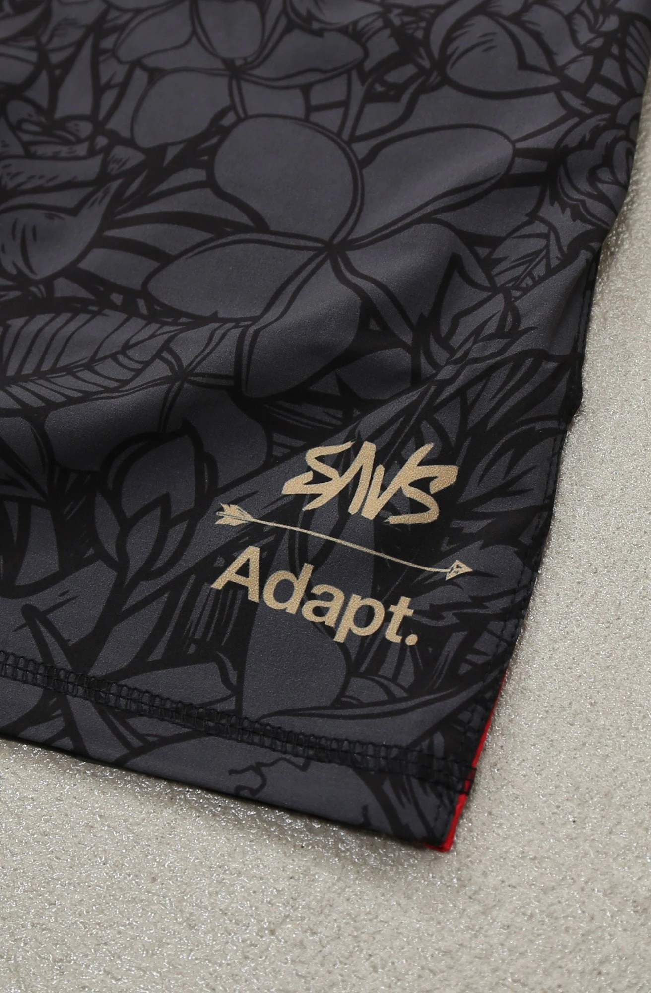 SAVS X Adapt :: Gold Blooded RPM (Men's Black/Red Hybrid Shorts)(Savs X Adapt Gold Blooded Rpm Mens Black Red Hybrid Shorts) 6 SAVS X Adapt :: Gold Blooded RPM (Men's Black/Red Hybrid Shorts)(Savs X Adapt Gold Blooded Rpm Mens Black Red Hybrid Shorts) - Image 4