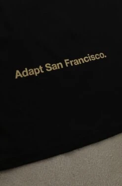 Gold Blooded Low Pro (Men's Black Tee)(Gold Blooded Low Pro Mens Black Tee) -Bold Threads Zoom3 e4e9f4e1 f5b5 448e a37a 271dfb3d37b6